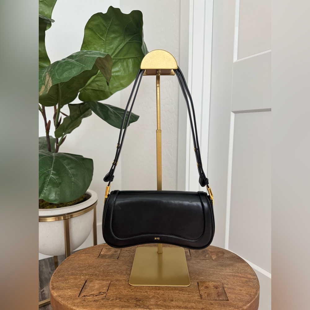 JW PEI Joy Shoulder bag black